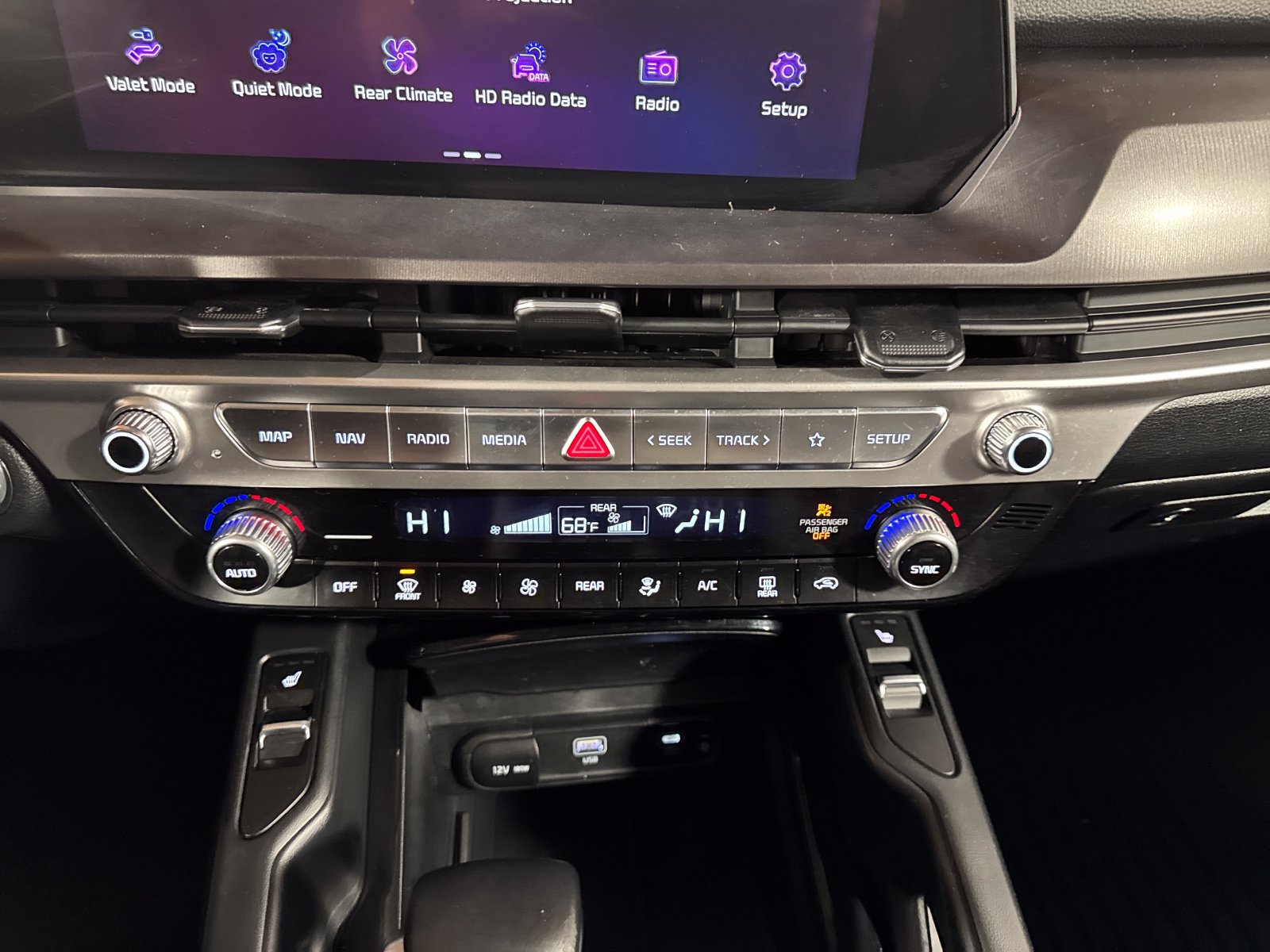 Used 2023 Kia Telluride S AWD/4WD image 19