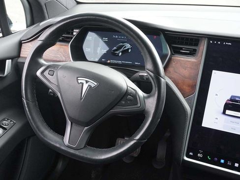 Used 2021 Tesla Model X Long Range AWD/4WD image 24