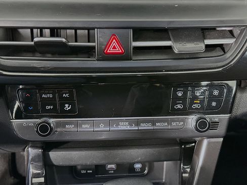 Used 2025 Kia Seltos S image 23