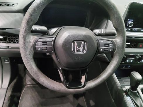 Used 2023 Honda Accord EX image 20