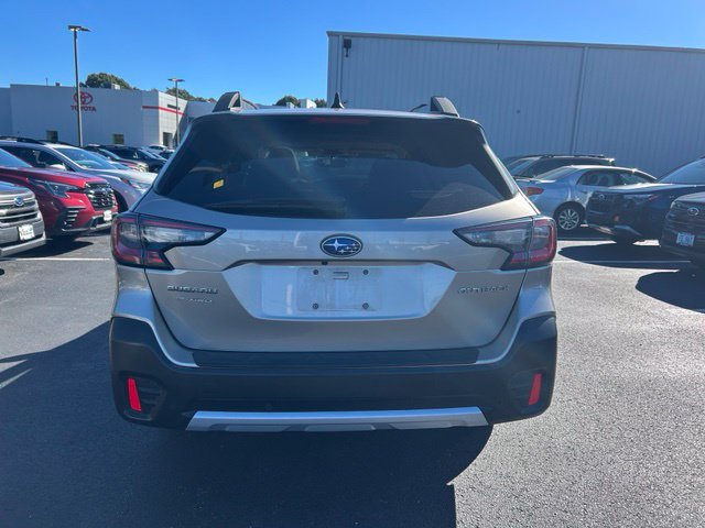 Used 2020 Subaru Outback Limited AWD/4WD image 5