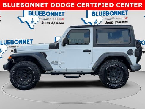 Used 2018 Jeep Wrangler Sport AWD/4WD image 8