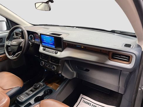 Used 2022 Ford Maverick Lariat w/ Lariat Luxury Package image 28