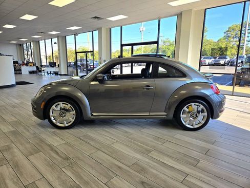 Used 2017 Volkswagen Beetle 1.8T image 5