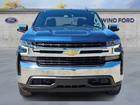 Used 2022 Chevrolet Silverado 1500 LT image 2