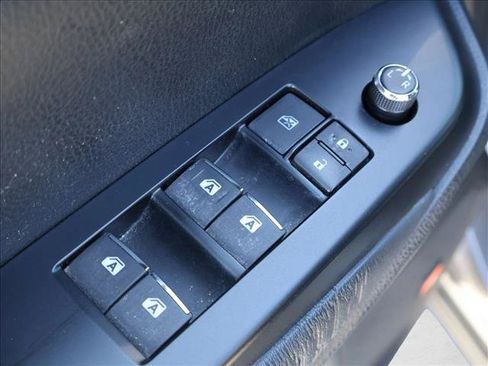 Used 2014 Toyota Highlander Limited AWD/4WD image 11