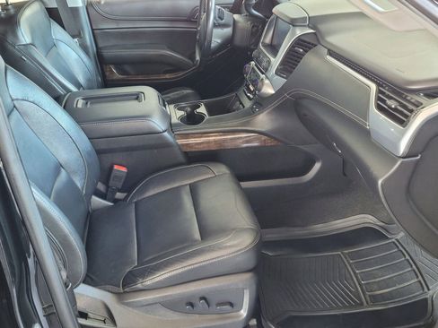 Used 2018 Chevrolet Tahoe LT image 13