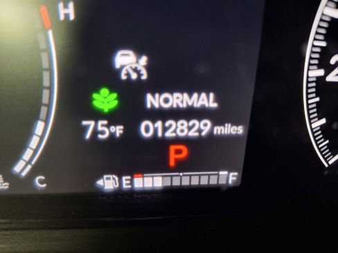 Used 2025 Honda Ridgeline TrailSport image 17