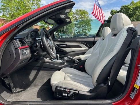 Used 2016 BMW M4 Convertible RWD image 13