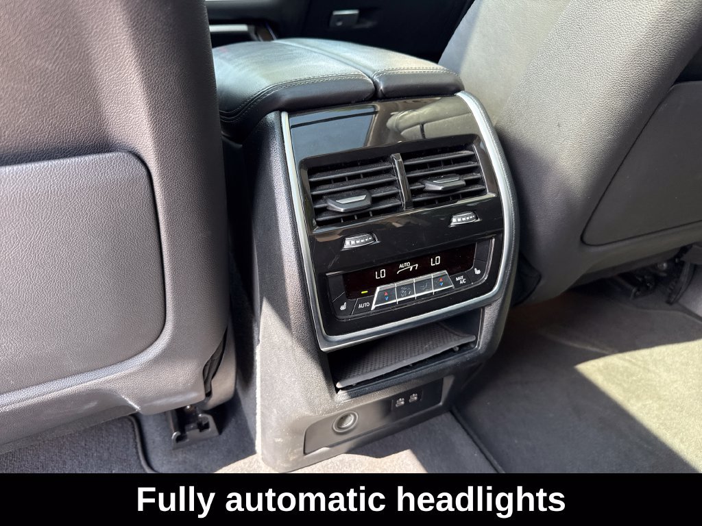 Used 2024 BMW X7 xDrive40i AWD/4WD image 25