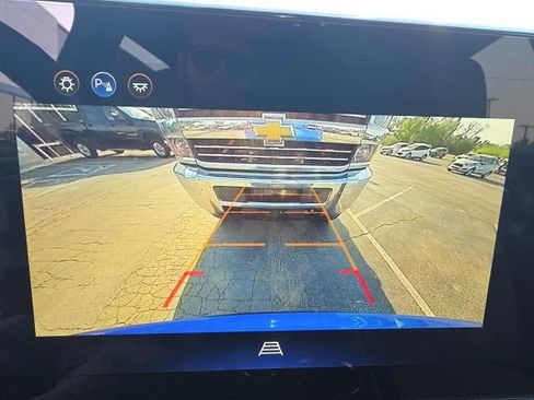 New 2026 Chevrolet Equinox ACTIV image 7