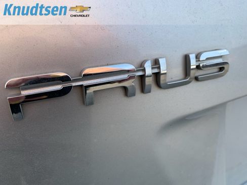 Used 2018 Toyota Prius Four w/ Advanced Technology Package FWD image 10