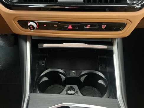 Certified 2025 BMW 330i Sedan w/ Convenience Package RWD image 12