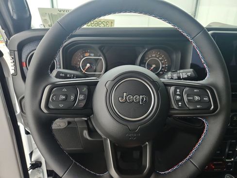 New 2026 Jeep Wrangler Unlimited Sport w/ Dual Top Group AWD/4WD image 22