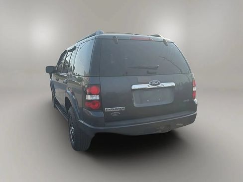 Used 2010 Ford Explorer XLT AWD/4WD image 5
