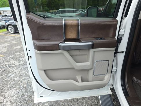 Used 2019 Ford F150 Limited w/ Trailer Tow Package AWD/4WD image 20