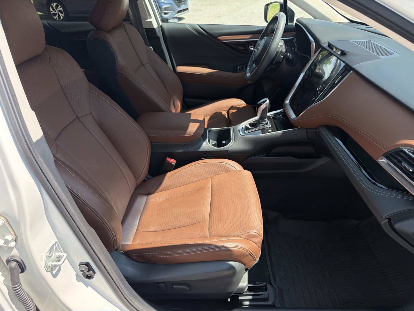 Used 2022 Subaru Outback Touring AWD/4WD image 15