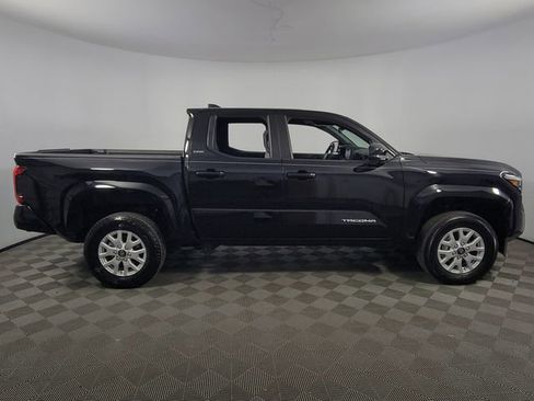 Used 2024 Toyota Tacoma SR5 image 10