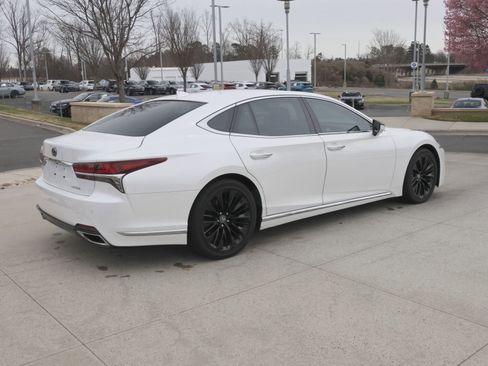 Used 2020 Lexus LS 500 w/ Interior Upgrade Package image 9