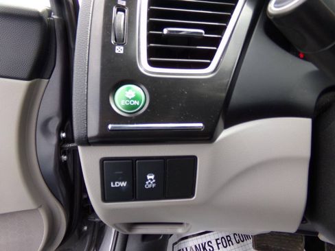 Used 2015 Honda Civic Hybrid Sedan image 15