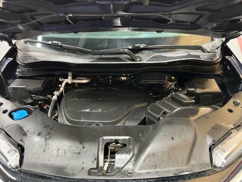 Used 2022 Honda Pilot Elite image 34