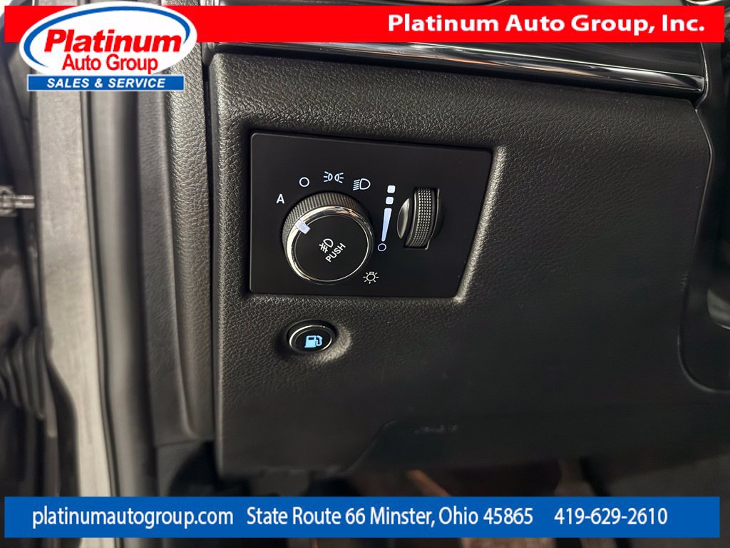 Used 2019 Jeep Grand Cherokee Limited AWD/4WD image 24
