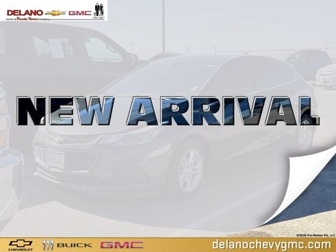 Used 2017 Chevrolet Cruze LT FWD image 1