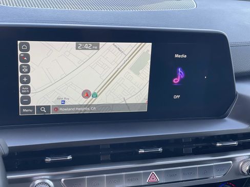 Used 2023 Kia Telluride S w/ S Sunroof Package image 12