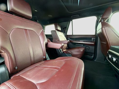 Certified 2023 Ford Expedition Limited image 31