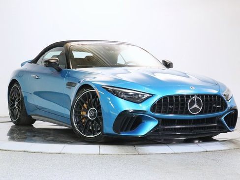 Used 2022 Mercedes-Benz SL 63 AMG 4MATIC image 2