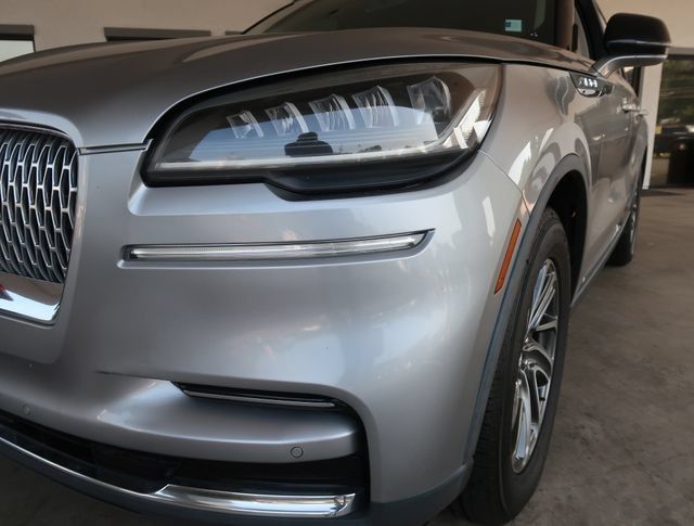 Used 2021 Lincoln Aviator AWD image 10