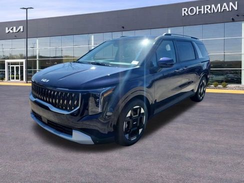 New 2026 Kia Carnival EX FWD image 2