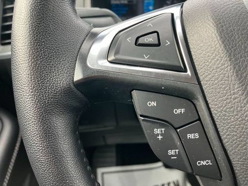Used 2024 Ford Edge Titanium AWD/4WD image 4