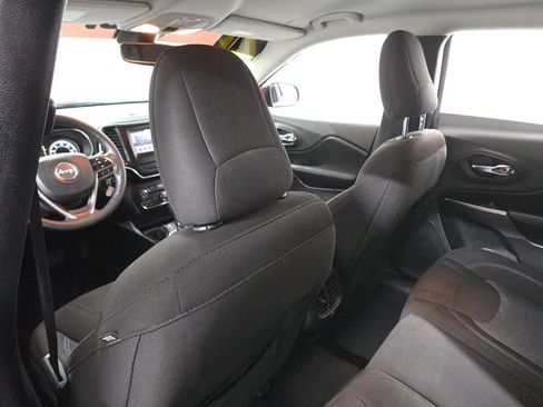 Used 2021 Jeep Cherokee Latitude image 22