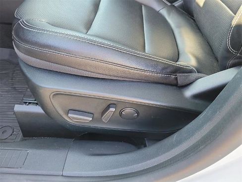 Certified 2022 Ford Escape SEL image 20