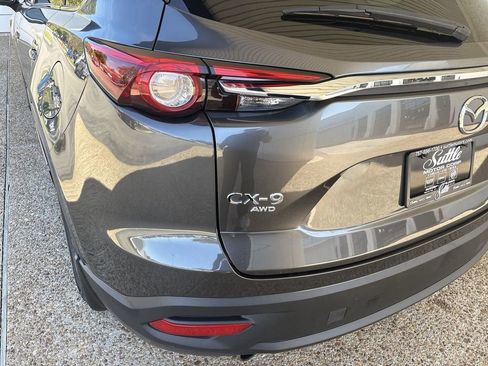 Used 2021 MAZDA CX-9 Touring image 31