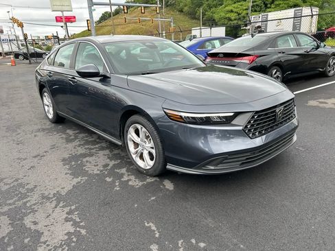 Used 2025 Honda Accord LX image 2
