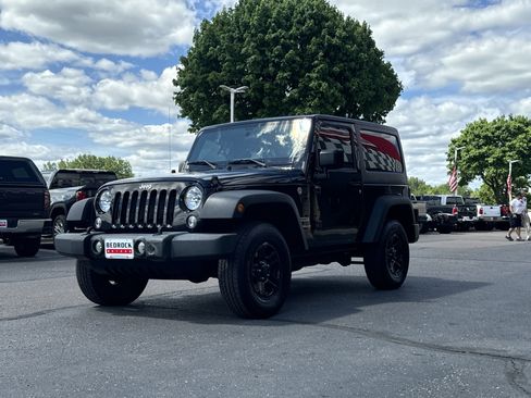 Used 2017 Jeep Wrangler Sport w/ Connectivity Group image 3