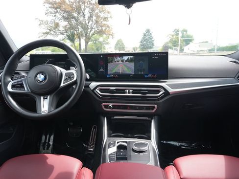 Used 2023 BMW 330i xDrive Sedan w/ M Sport Package AWD/4WD image 18
