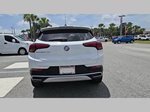 Used 2022 Buick Encore GX Select w/ Safety Package II FWD image 32