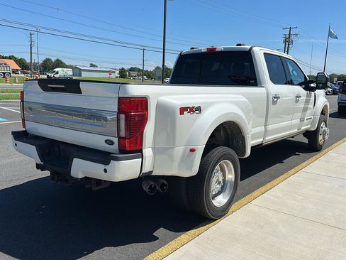 Used 2020 Ford F450 Platinum w/ FX4 Off-Road Package AWD/4WD image 5