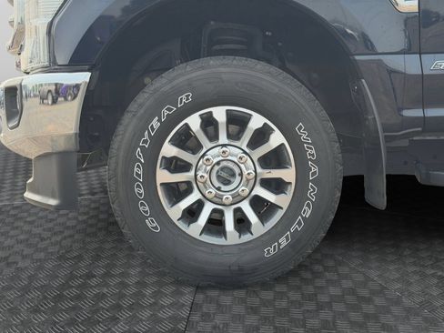 Used 2021 Ford F350 Lariat w/ Lariat Ultimate Package AWD/4WD image 16