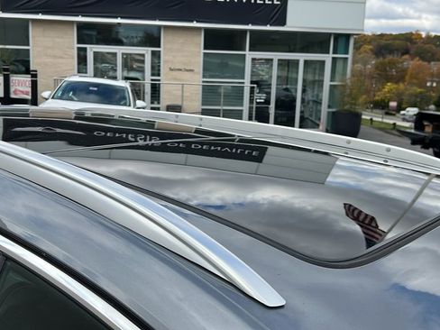 Used 2022 Cadillac XT5 Premium Luxury image 17