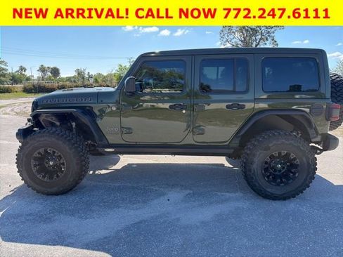 Used 2021 Jeep Wrangler Unlimited Rubicon w/ Xtreme Recon 35" Tire Package AWD/4WD image 9