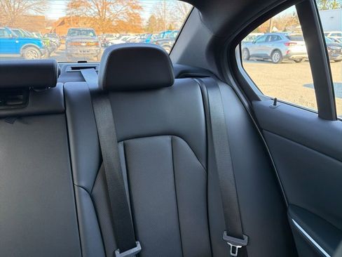 Used 2025 BMW 330i xDrive Sedan image 14