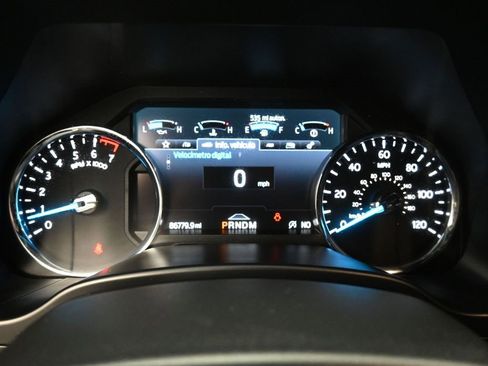 Used 2021 Ford Expedition Max Limited image 3