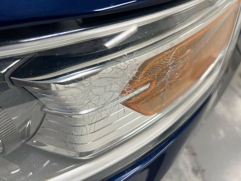 Used 2012 Ford Taurus SEL FWD image 31