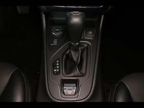 Used 2022 Jeep Cherokee Latitude Lux AWD/4WD image 27