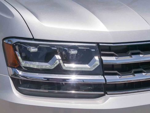 Used 2019 Volkswagen Atlas SE FWD image 4