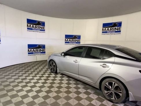 Used 2020 Nissan Sentra SV w/ Electronics Package FWD image 8